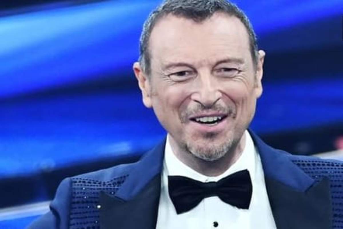 Sanremo 2025, Amadeus ai titoli di Coda