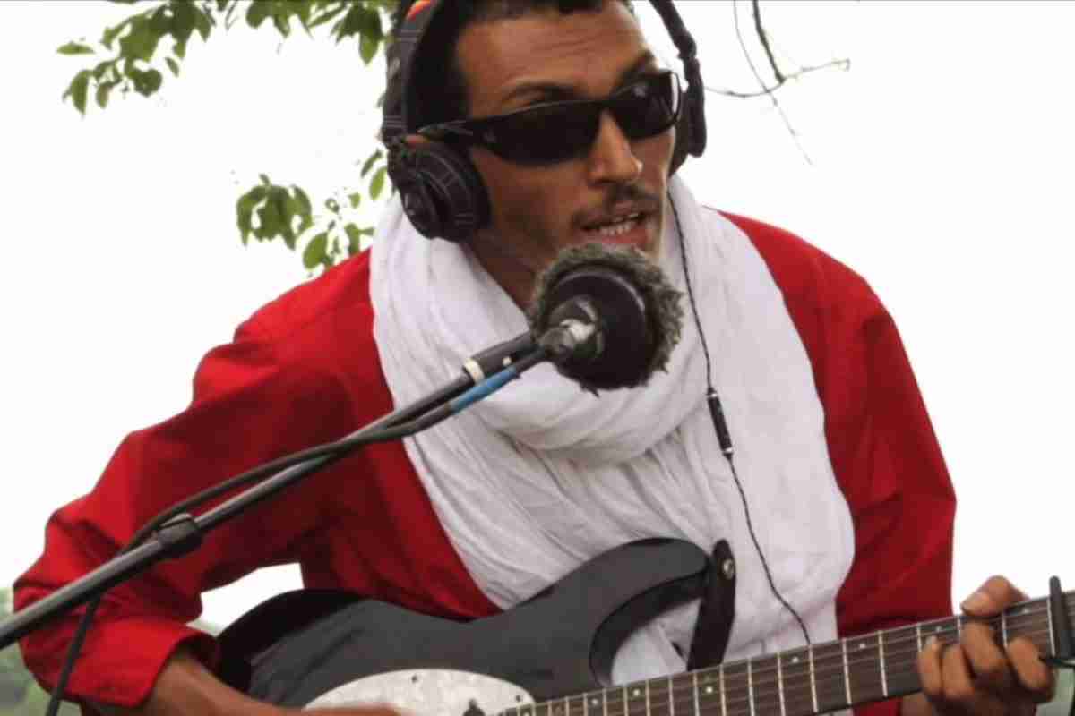 Bombino in un video su YouTube