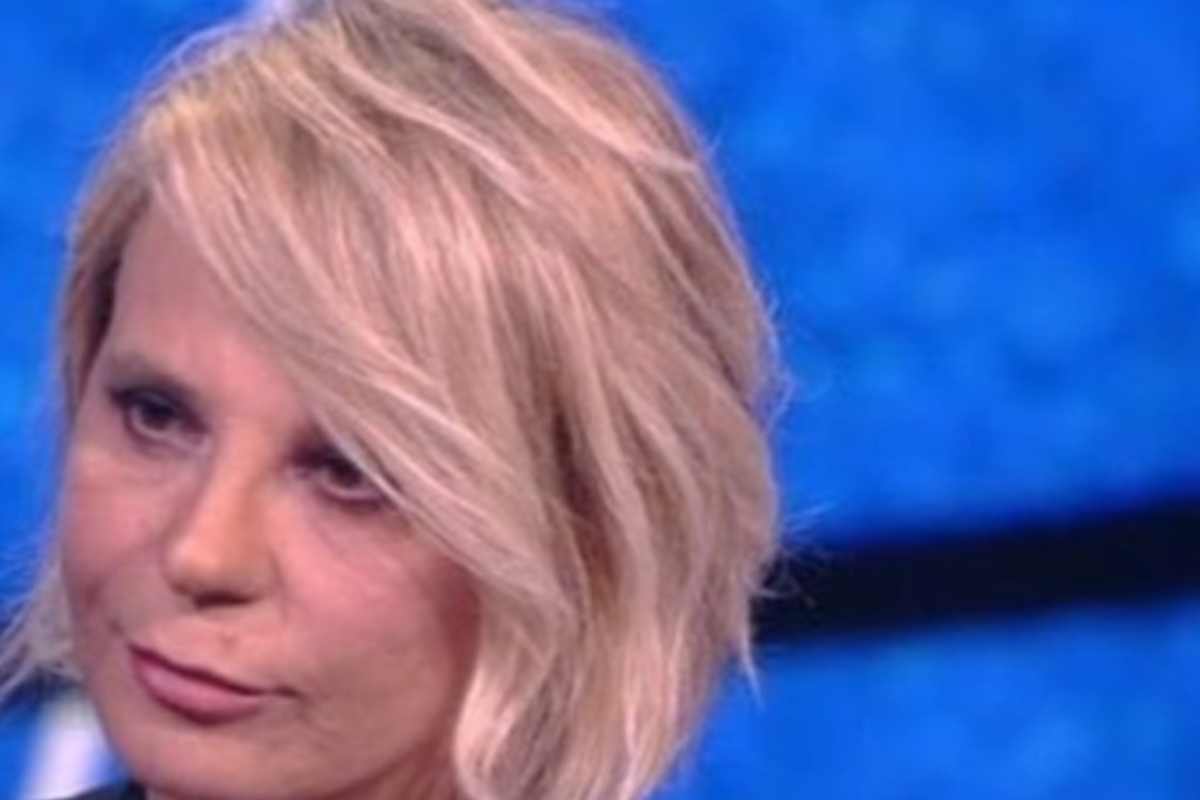 Mediaset sospeso programma amato De Filippi