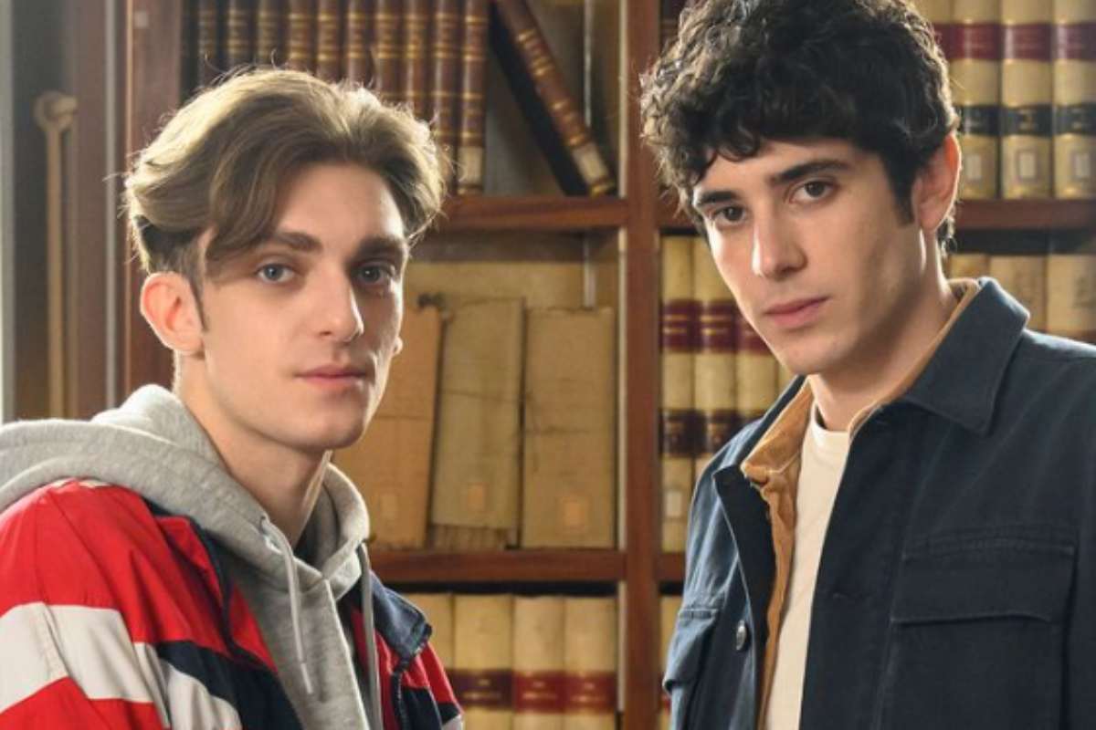 Nicolas Maupas Domenico Cuomo bacio omosessualità