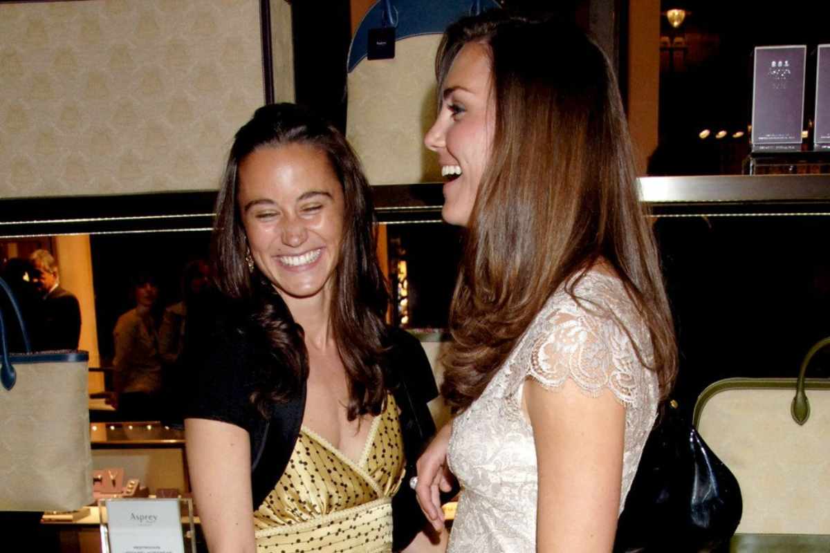 Kate e Pippa Middleton ad un ricevimento