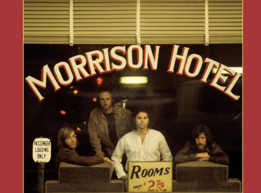 La copertina di Morrison Hotel dei Doors