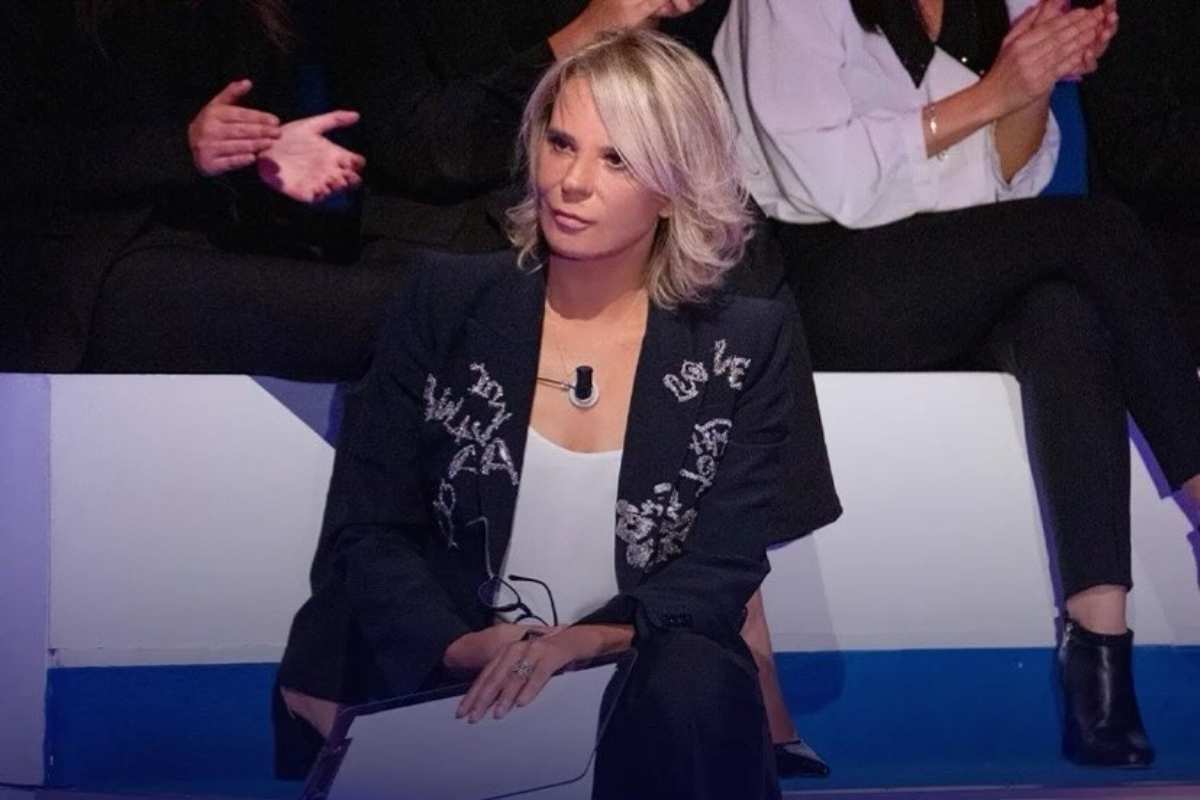 A C'è posta per te fa discutere la storia di Maddalena e Francesca contro i loro genitori