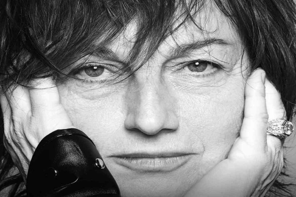 Testo e significato di "Silenzio", la nuova canzone di Gianna Nannini