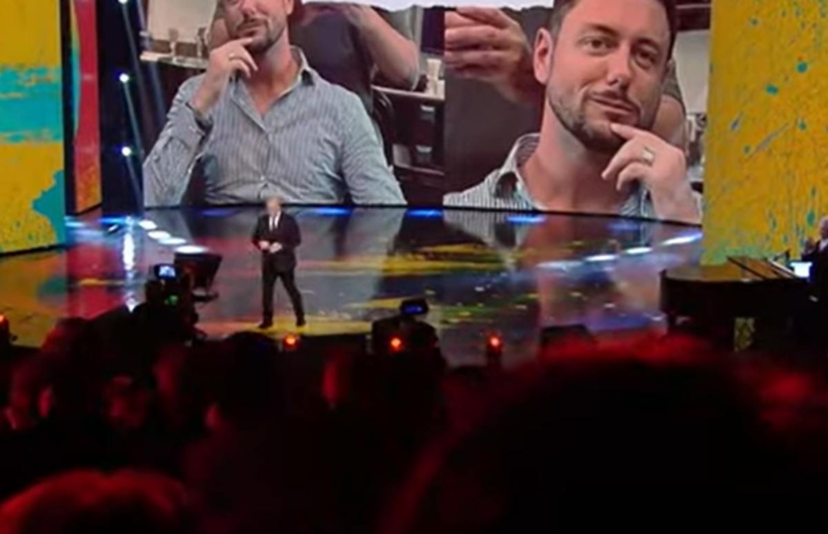 Andrea Giambruno telecamere luogo Crozza polemica