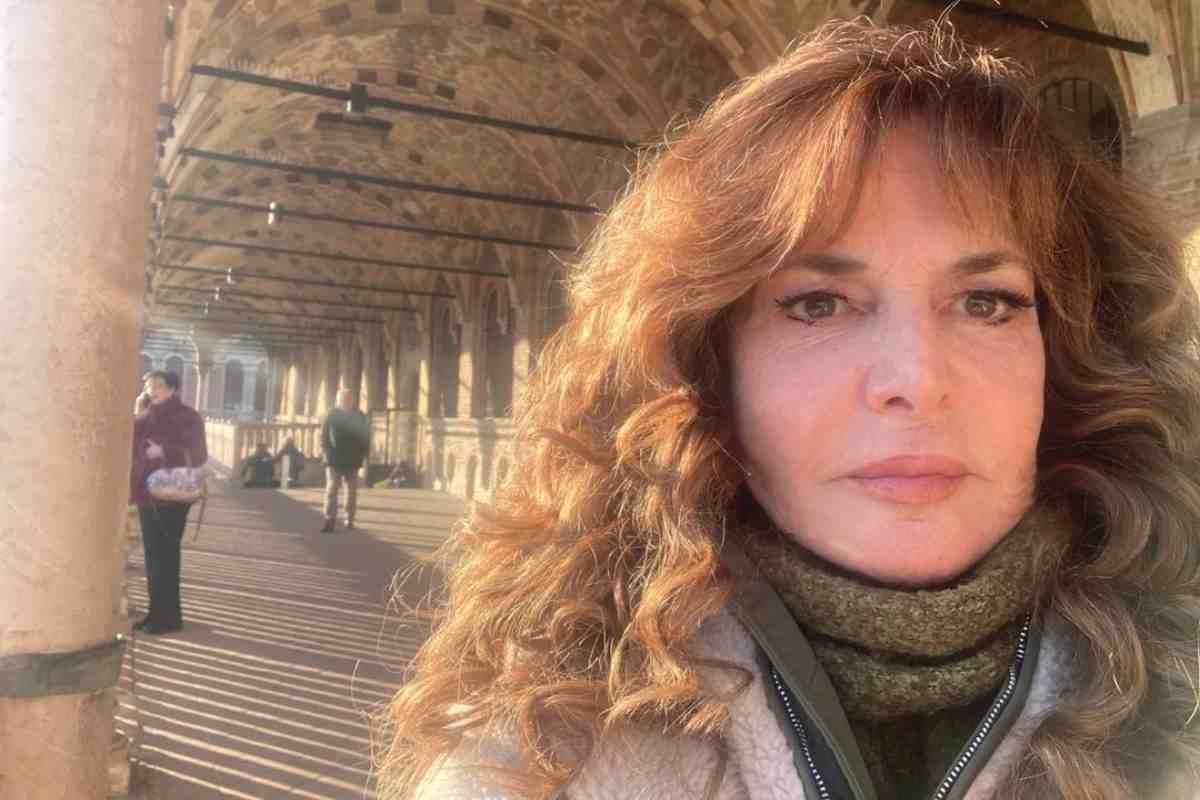 Giuliana De Sio e la sua vita difficile con madre alcolizzata ed abusi subiti