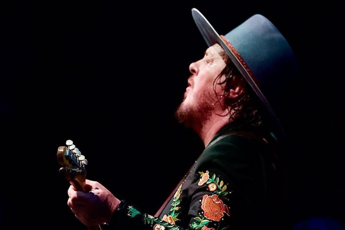 Zucchero incontra dieci fan prima del concerto di Messina, come fare per essere tra loro