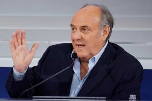 Gerry Scotti in conferenza stampa