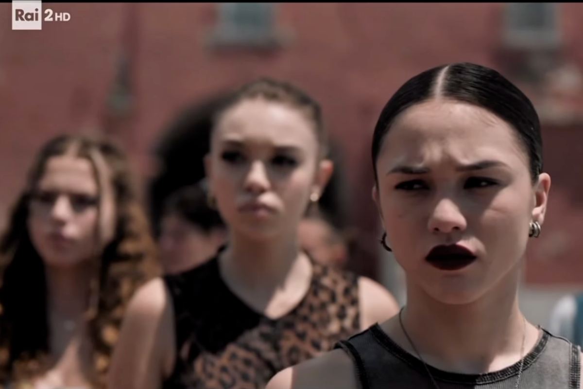 Alcune protagoniste di Mare Fuori